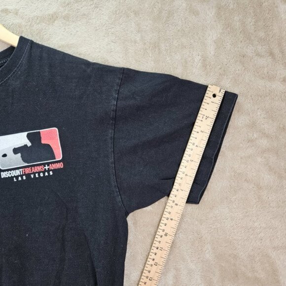 Discount Firearms + Ammo Mens T-Shirt Size M Black Las Vegas Logo Short Sleeve - Picture 3 of 10